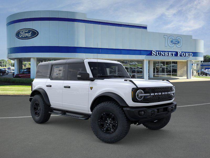 new 2025 Ford Bronco car, priced at $62,575