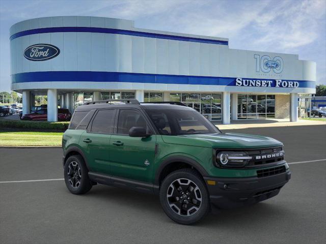 new 2024 Ford Bronco Sport car, priced at $32,325