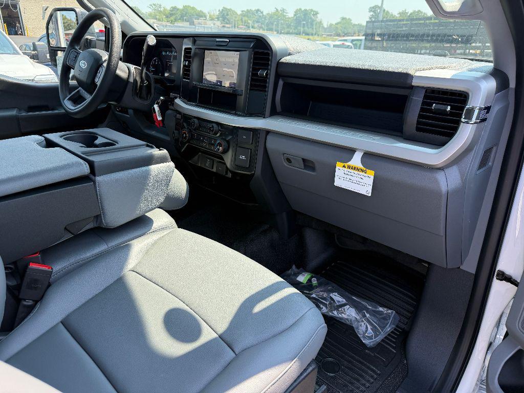 new 2025 Ford F-450 car, priced at $79,995