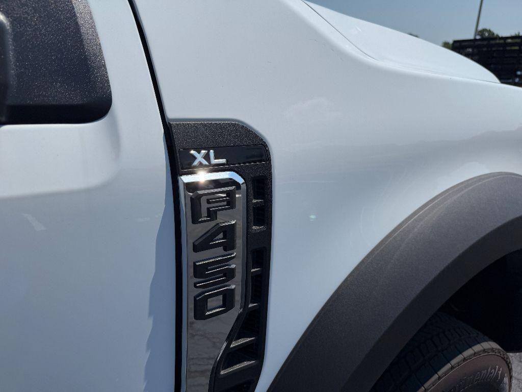 new 2025 Ford F-450 car, priced at $79,995