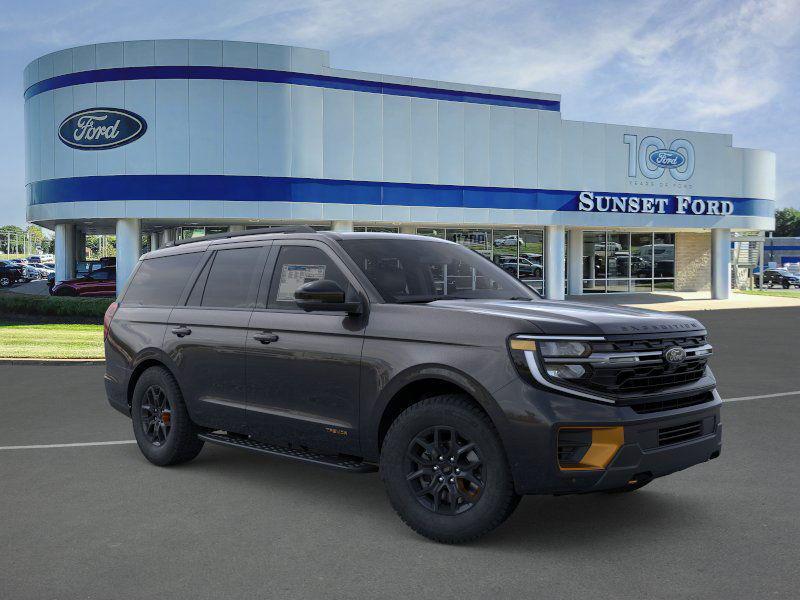 new 2025 Ford Expedition car, priced at $80,545