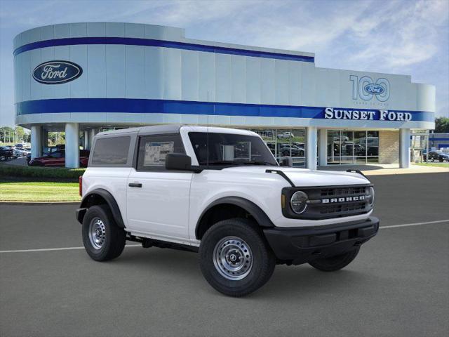 new 2025 Ford Bronco car, priced at $40,385