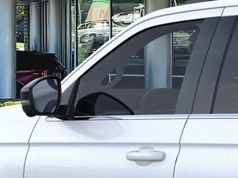 new 2025 Ford Expedition car, priced at $93,085