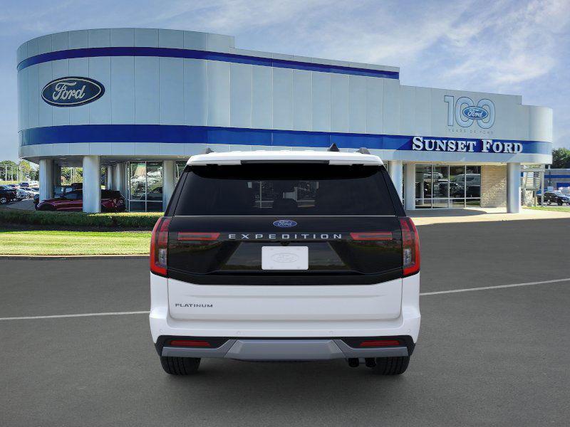 new 2025 Ford Expedition car, priced at $93,085