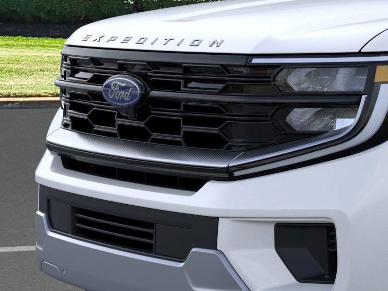 new 2025 Ford Expedition car, priced at $93,085