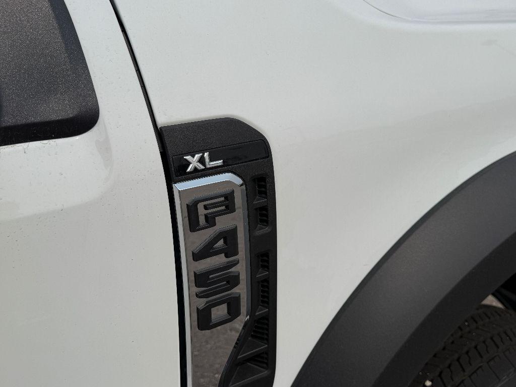 new 2025 Ford F-450 car, priced at $85,995