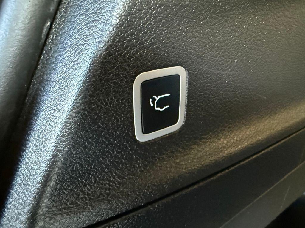 used 2019 Chrysler Pacifica car, priced at $9,988