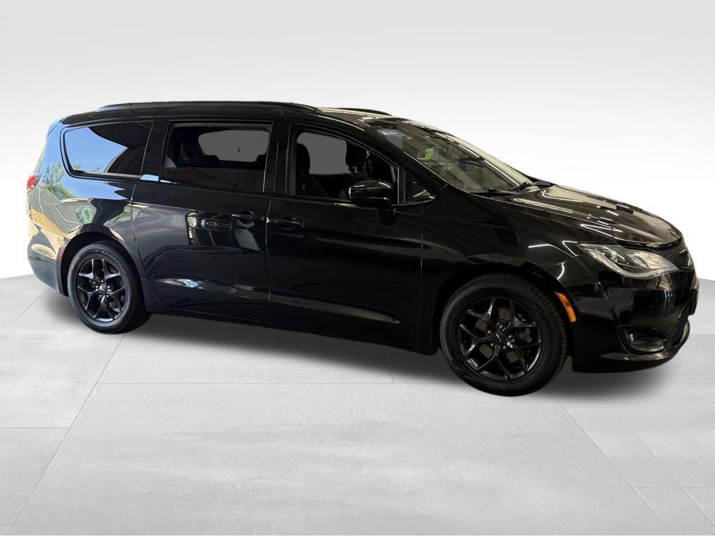 used 2019 Chrysler Pacifica car, priced at $9,988