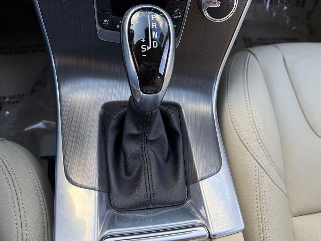 used 2016 Volvo V60 Cross Country car, priced at $11,988