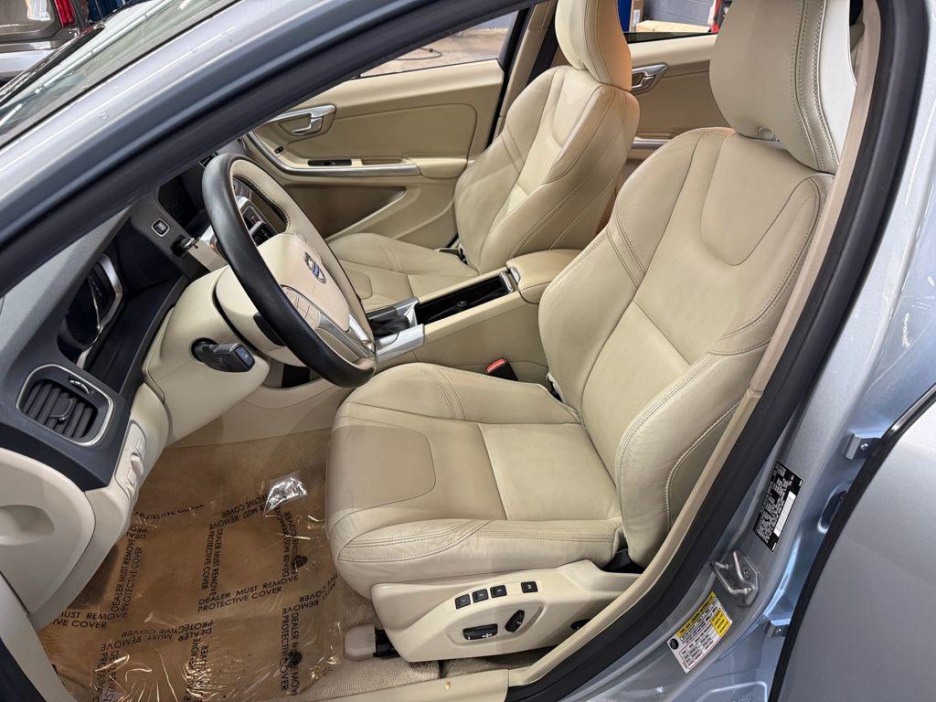 used 2016 Volvo V60 Cross Country car, priced at $11,988