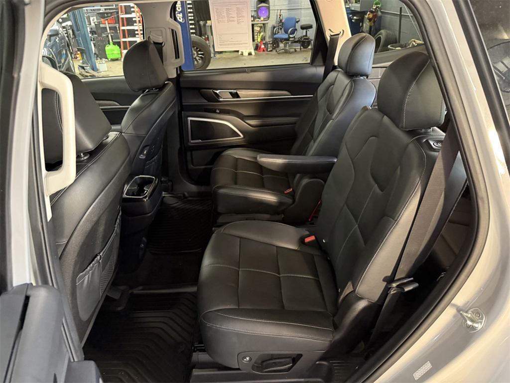 used 2022 Kia Telluride car, priced at $29,988
