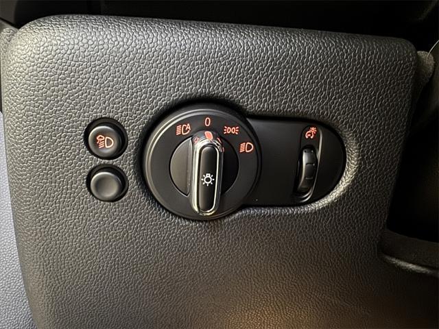 used 2022 MINI Hardtop car, priced at $19,488