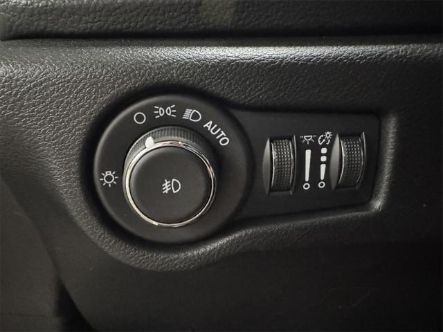 used 2024 Chrysler Pacifica car, priced at $33,988