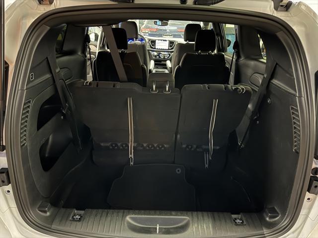 used 2024 Chrysler Pacifica car, priced at $33,988