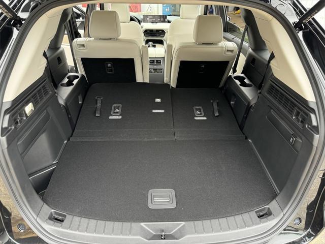 new 2025 Mazda CX-90 car, priced at $53,393