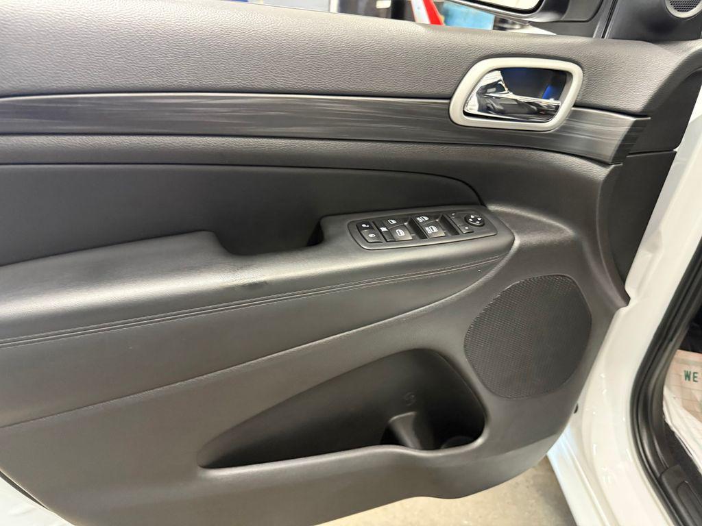 used 2021 Jeep Grand Cherokee car, priced at $25,988