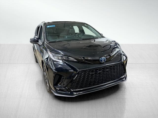 used 2022 Toyota Sienna car, priced at $39,988