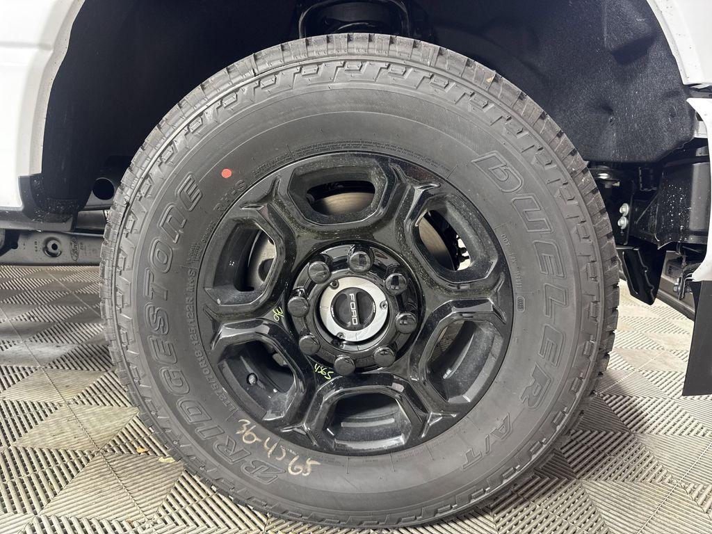 new 2025 Ford F-250 car, priced at $65,941