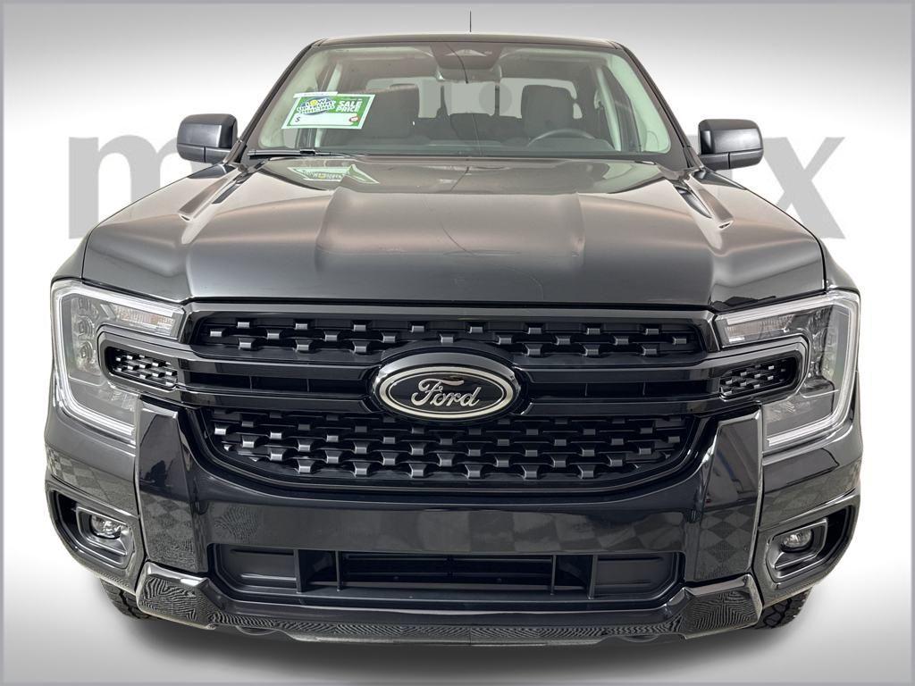 new 2025 Ford Ranger car, priced at $40,995