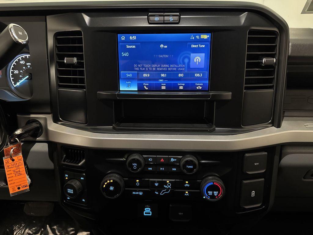 new 2025 Ford F-250 car, priced at $63,513