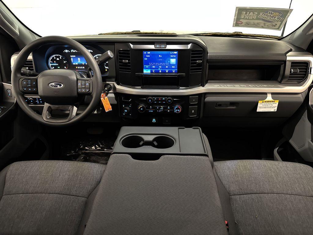 new 2025 Ford F-250 car, priced at $63,513