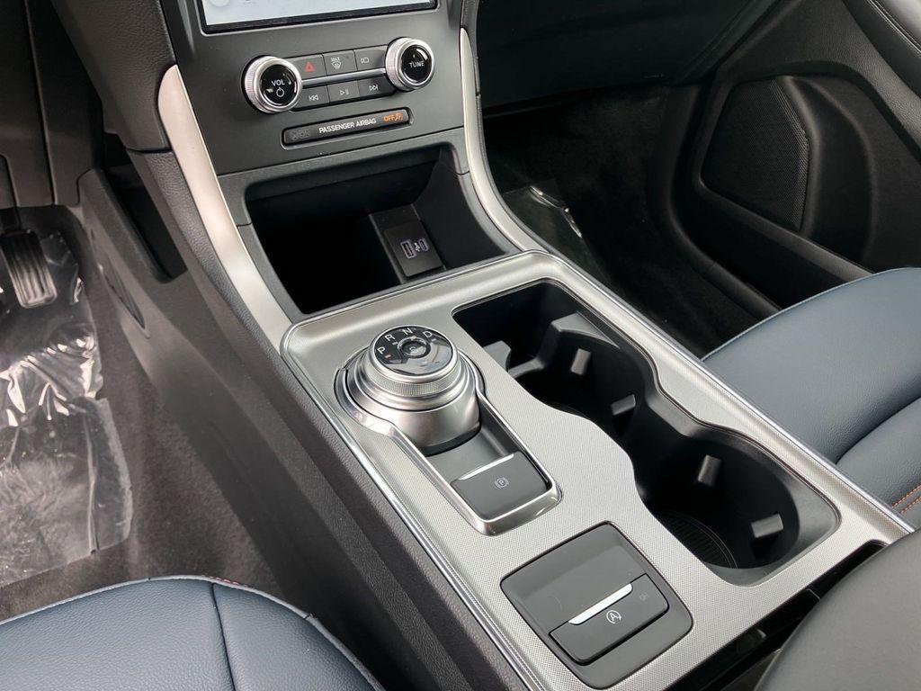 new 2024 Ford Edge car, priced at $36,205