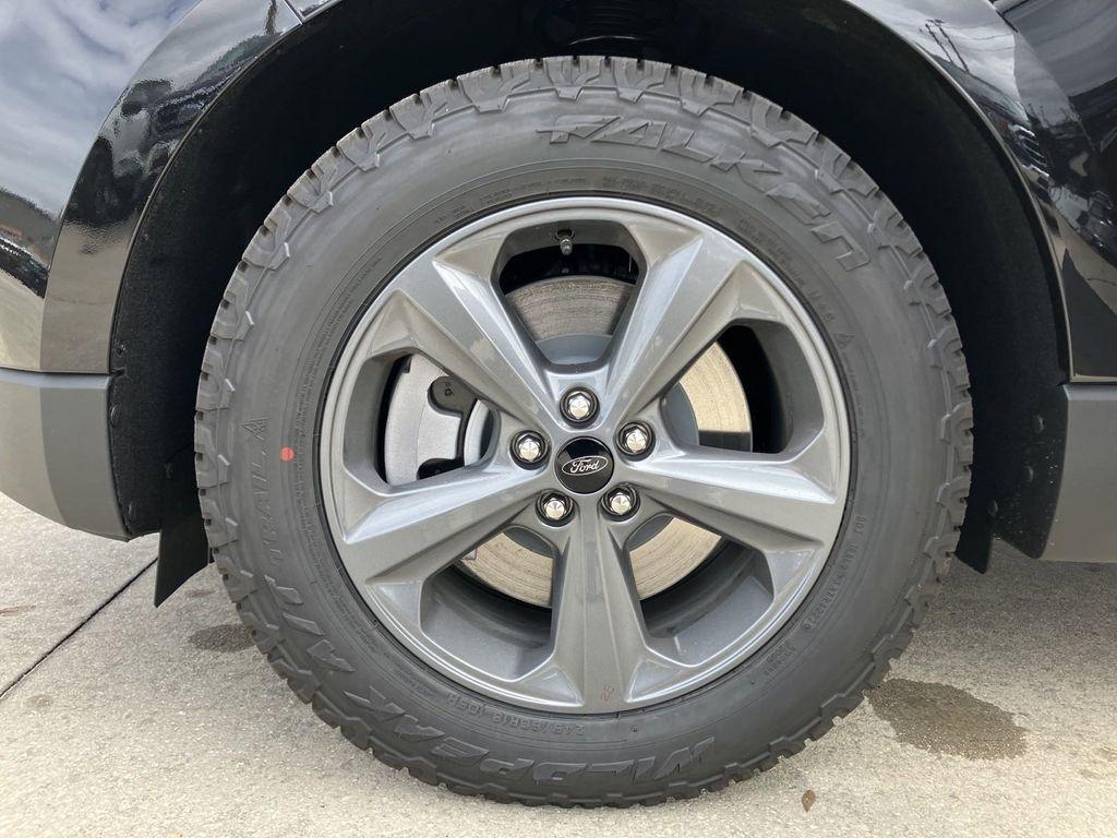 new 2024 Ford Edge car, priced at $36,205