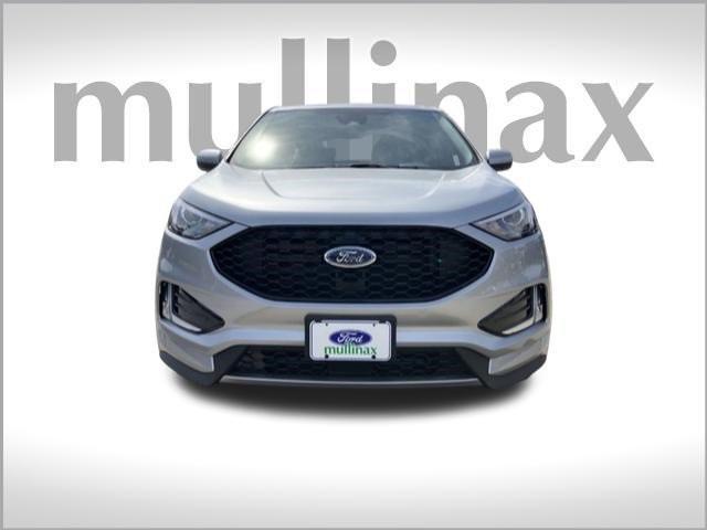 new 2024 Ford Edge car, priced at $39,990