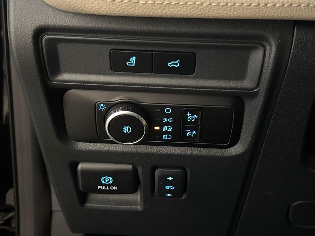 used 2024 Ford Expedition car, priced at $54,750