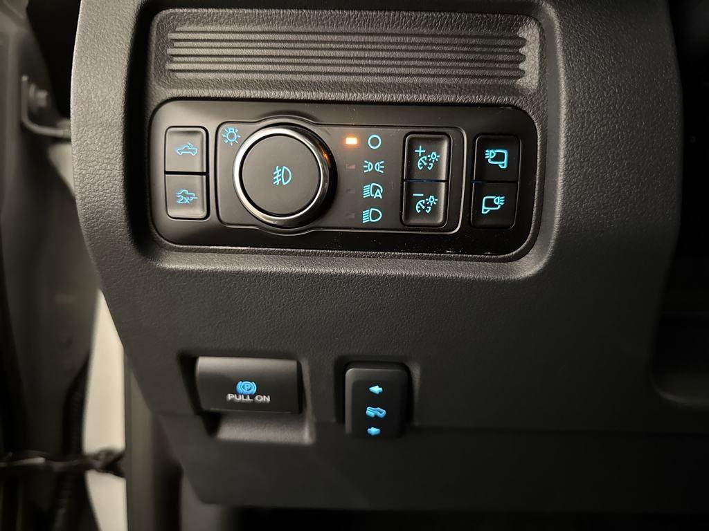 new 2025 Ford F-250 car, priced at $83,218