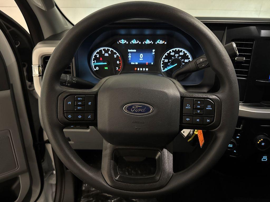 new 2025 Ford F-250 car, priced at $56,314