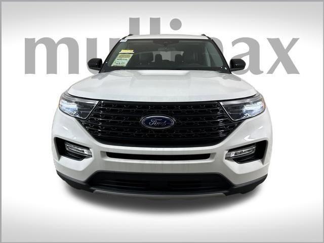 new 2024 Ford Explorer car, priced at $40,248