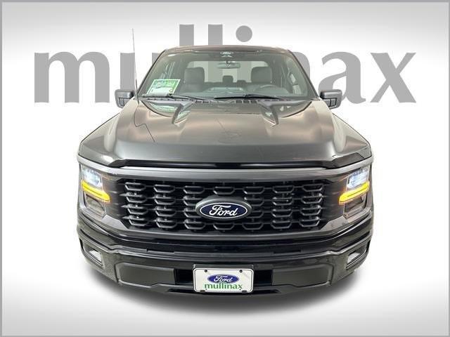 new 2024 Ford F-150 car, priced at $40,424