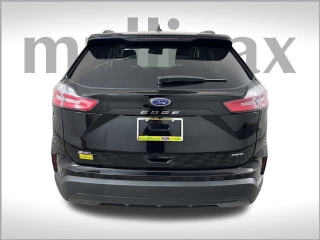 new 2024 Ford Edge car, priced at $35,305