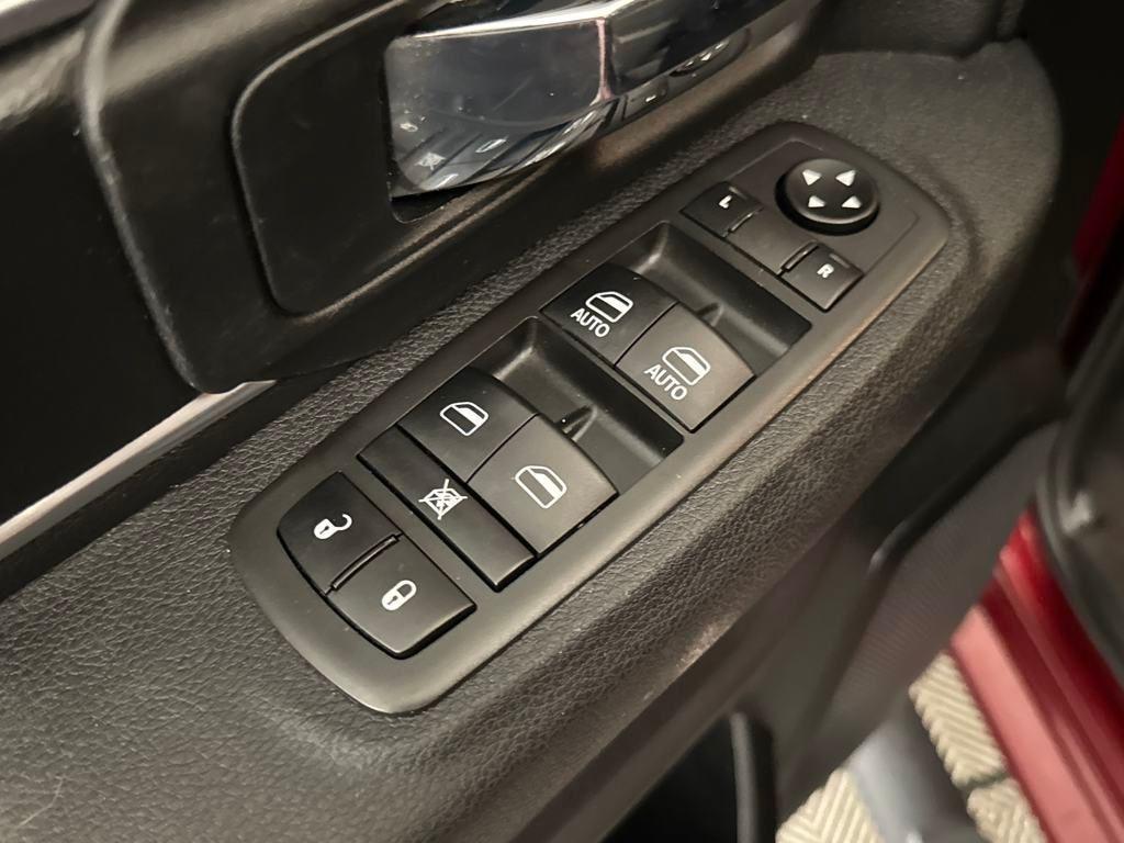 used 2021 Ram 1500 Classic car, priced at $27,900
