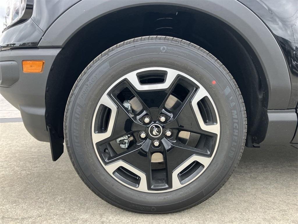 new 2024 Ford Bronco Sport car, priced at $35,043