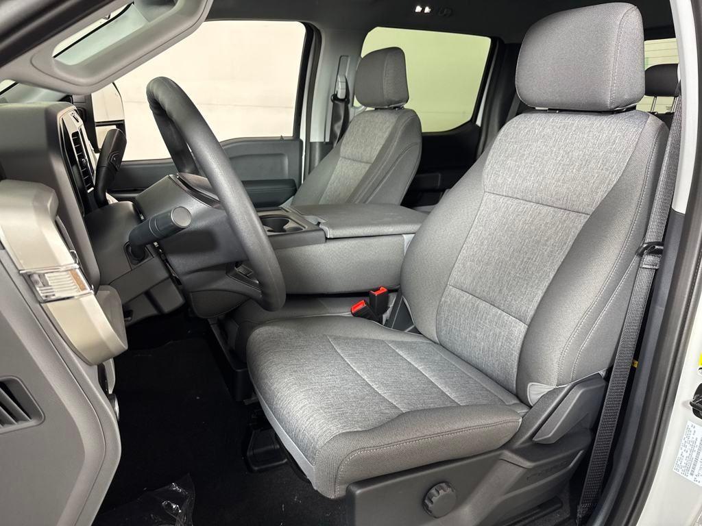 new 2025 Ford F-250 car, priced at $56,384