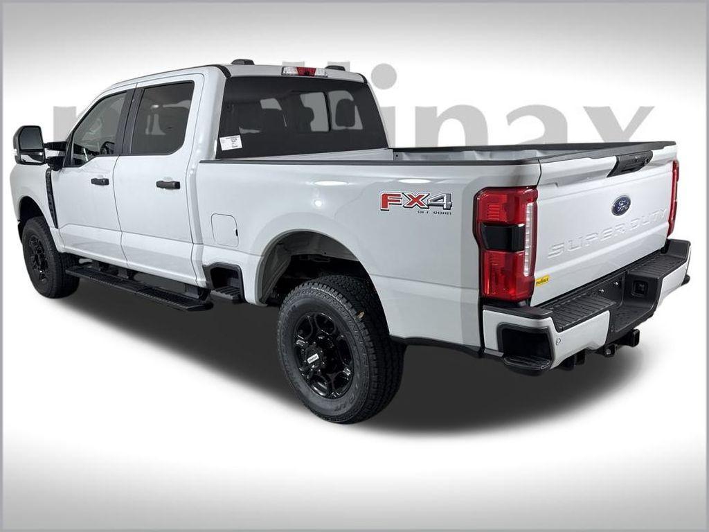 new 2025 Ford F-250 car, priced at $56,384