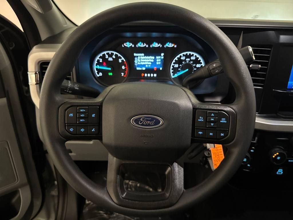 new 2025 Ford F-250 car, priced at $56,384