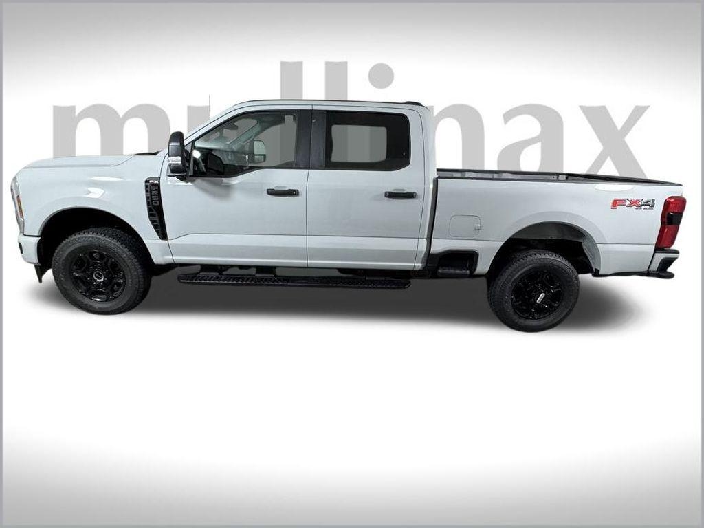 new 2025 Ford F-250 car, priced at $56,384