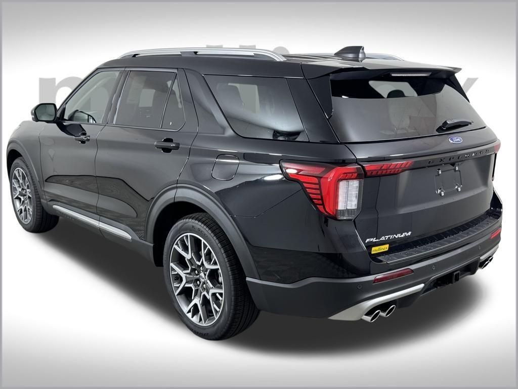 new 2025 Ford Explorer car, priced at $55,795