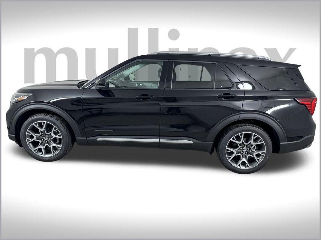 new 2025 Ford Explorer car, priced at $55,795