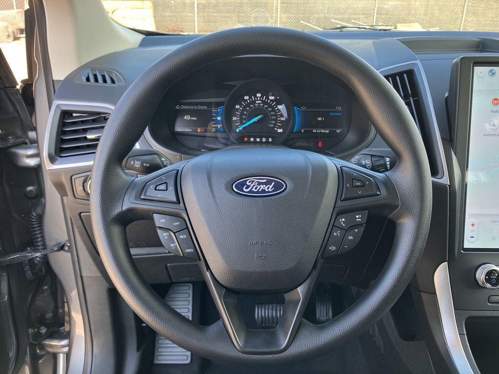 new 2024 Ford Edge car, priced at $32,420