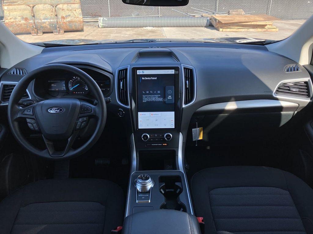 new 2024 Ford Edge car, priced at $32,420