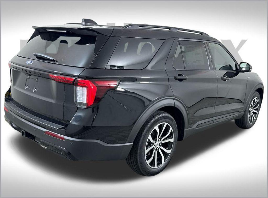 new 2025 Ford Explorer car, priced at $44,141