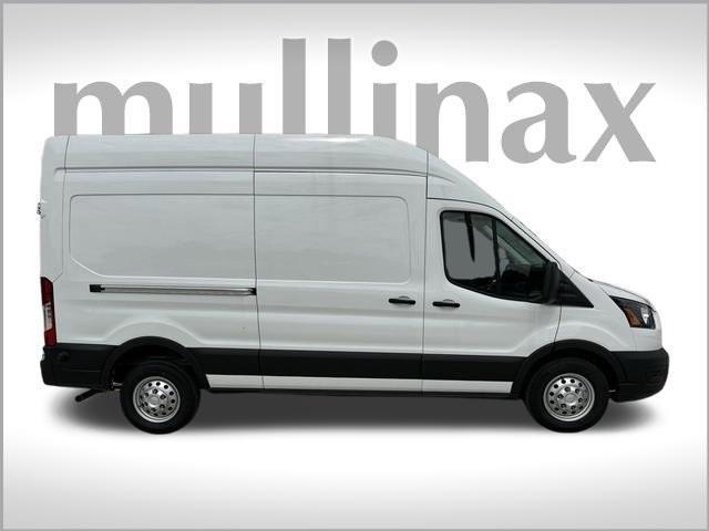 new 2024 Ford Transit-250 car