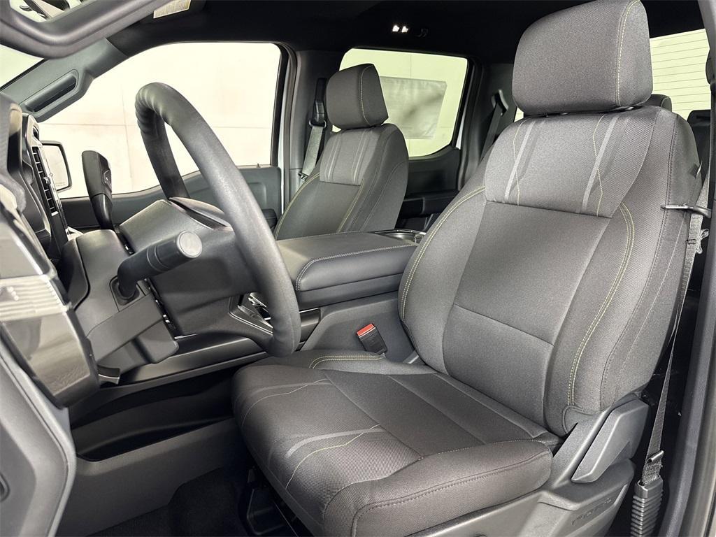 new 2025 Ford F-150 car, priced at $43,086