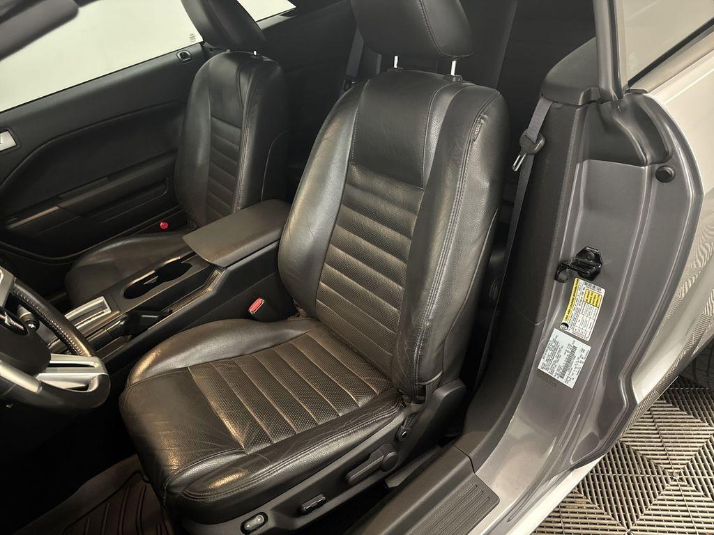 used 2006 Ford Mustang car, priced at $13,500
