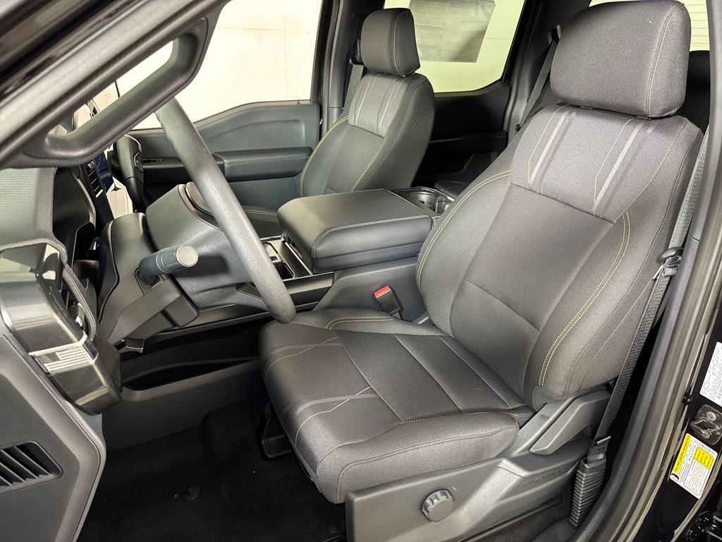 new 2025 Ford F-150 car, priced at $41,995
