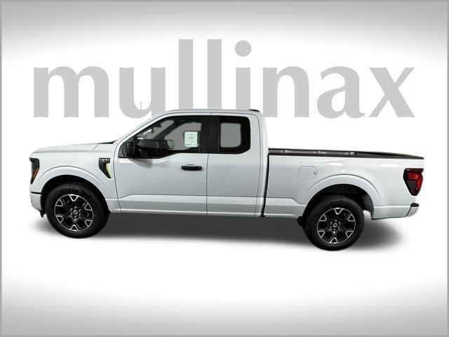 new 2025 Ford F-150 car, priced at $39,702